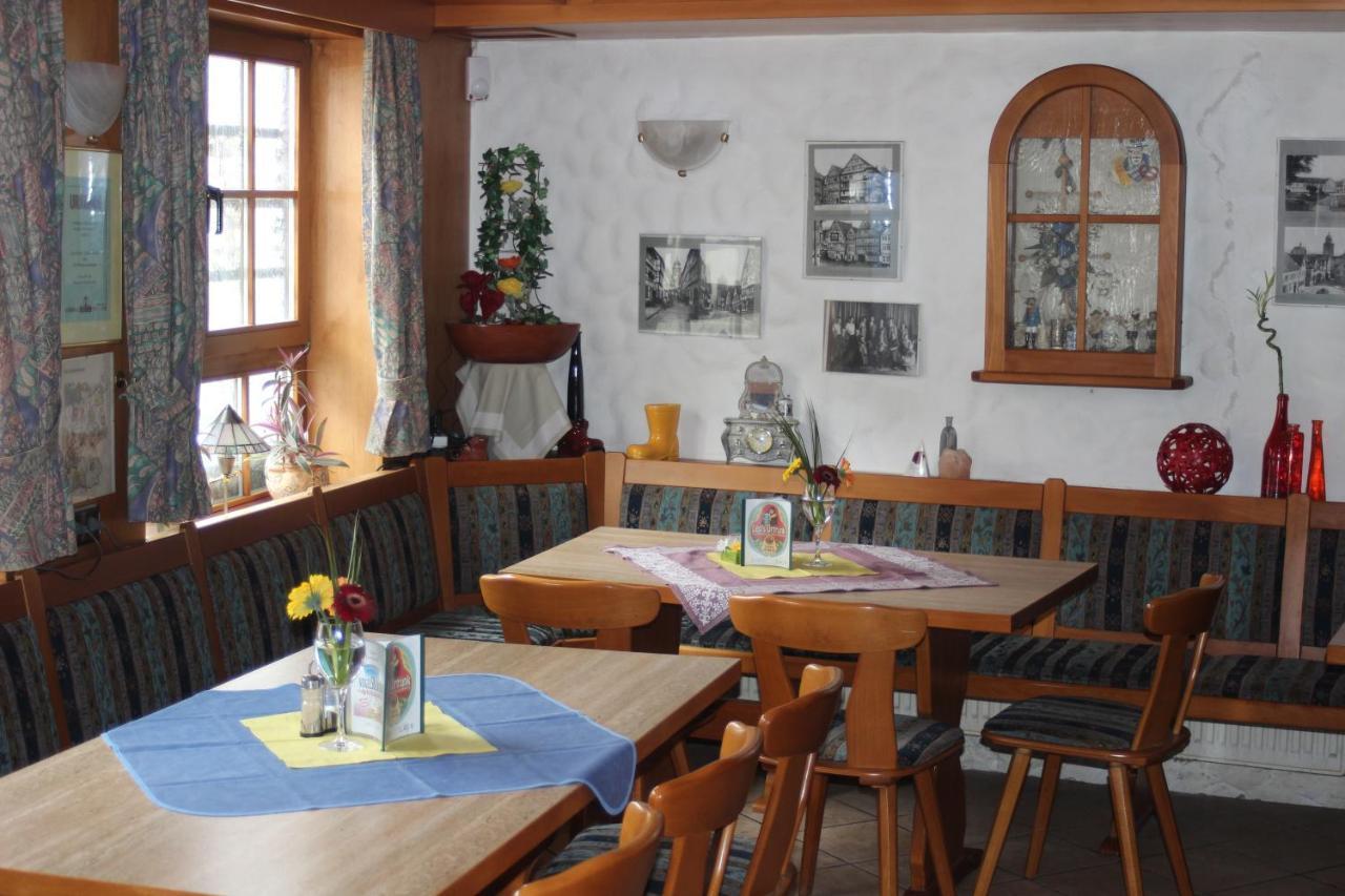 Restaurant / Pension Mainzer Tor Alsfeld Exterior photo